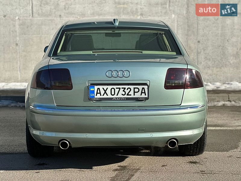 Седан Audi A8 2003 в Киеве