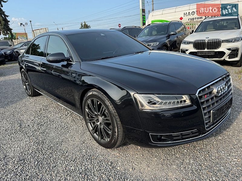 Седан Audi A8 2015 в Тернополе