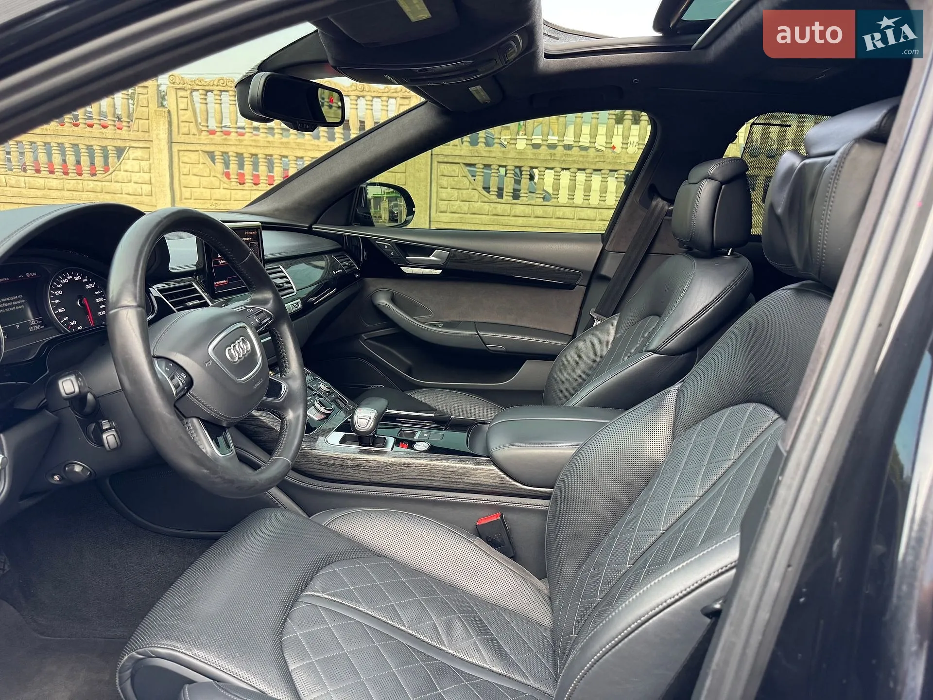 2015 Audi A8 - мініатюра 39