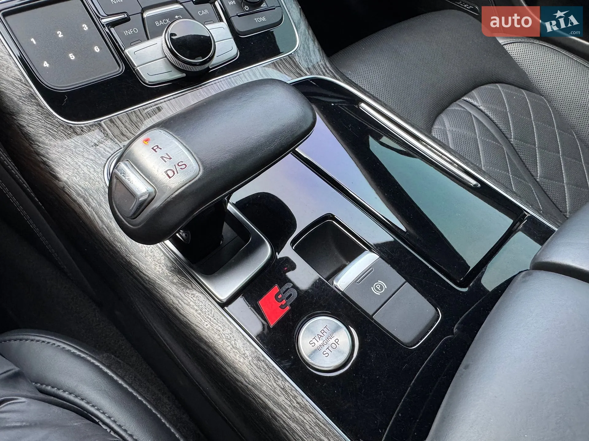 2015 Audi A8 - мініатюра 103
