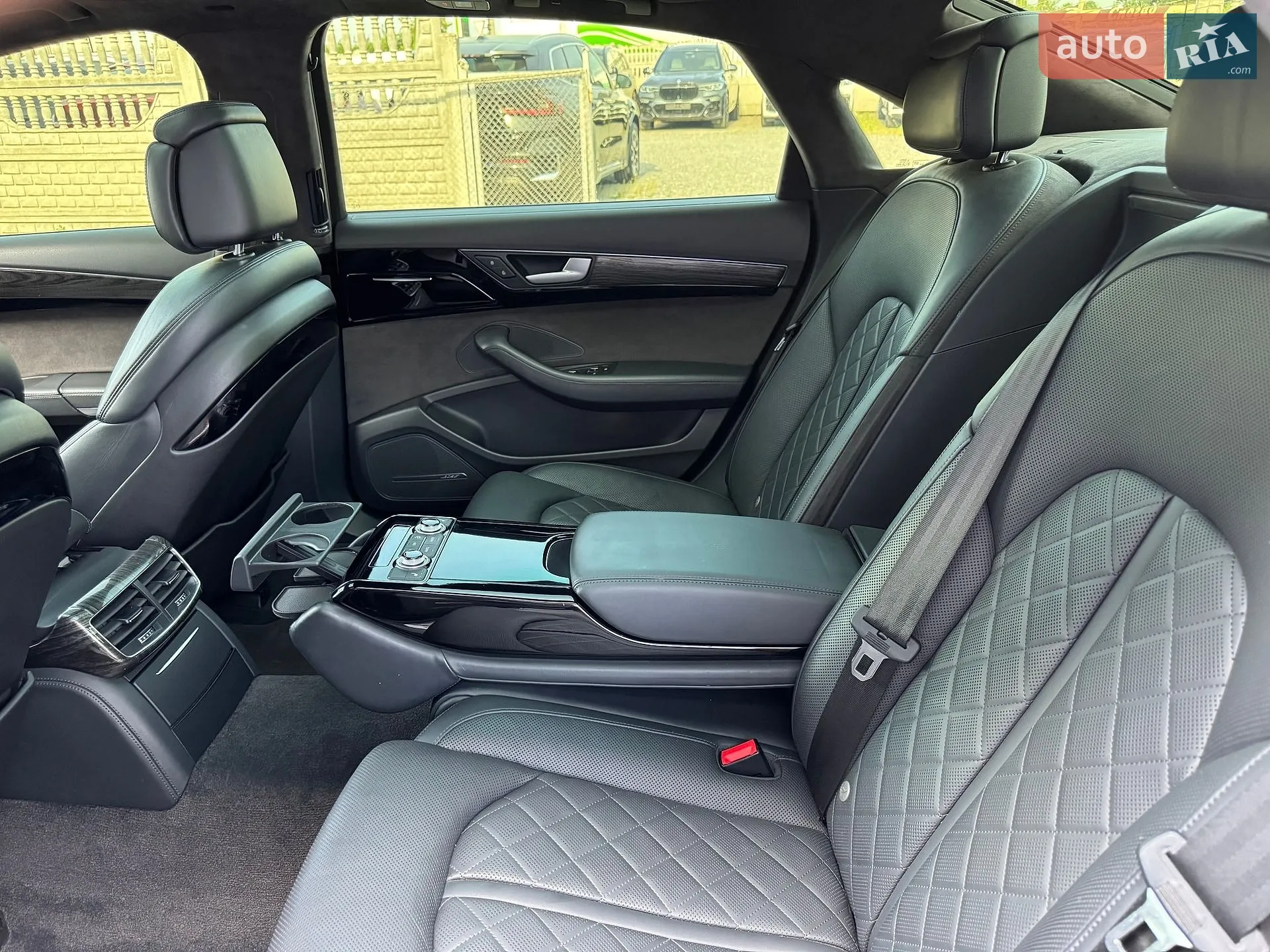 2015 Audi A8 - мініатюра 131