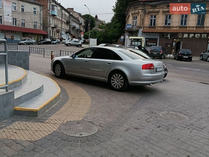 Седан Audi A8 2007 в Львове