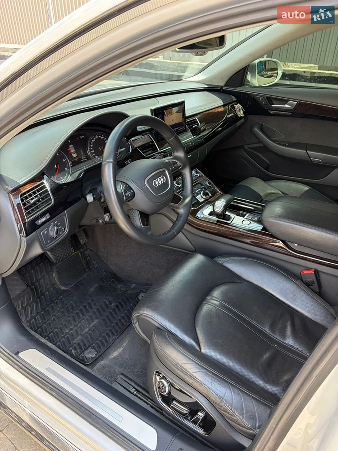 2012 Audi A8 - мініатюра 16