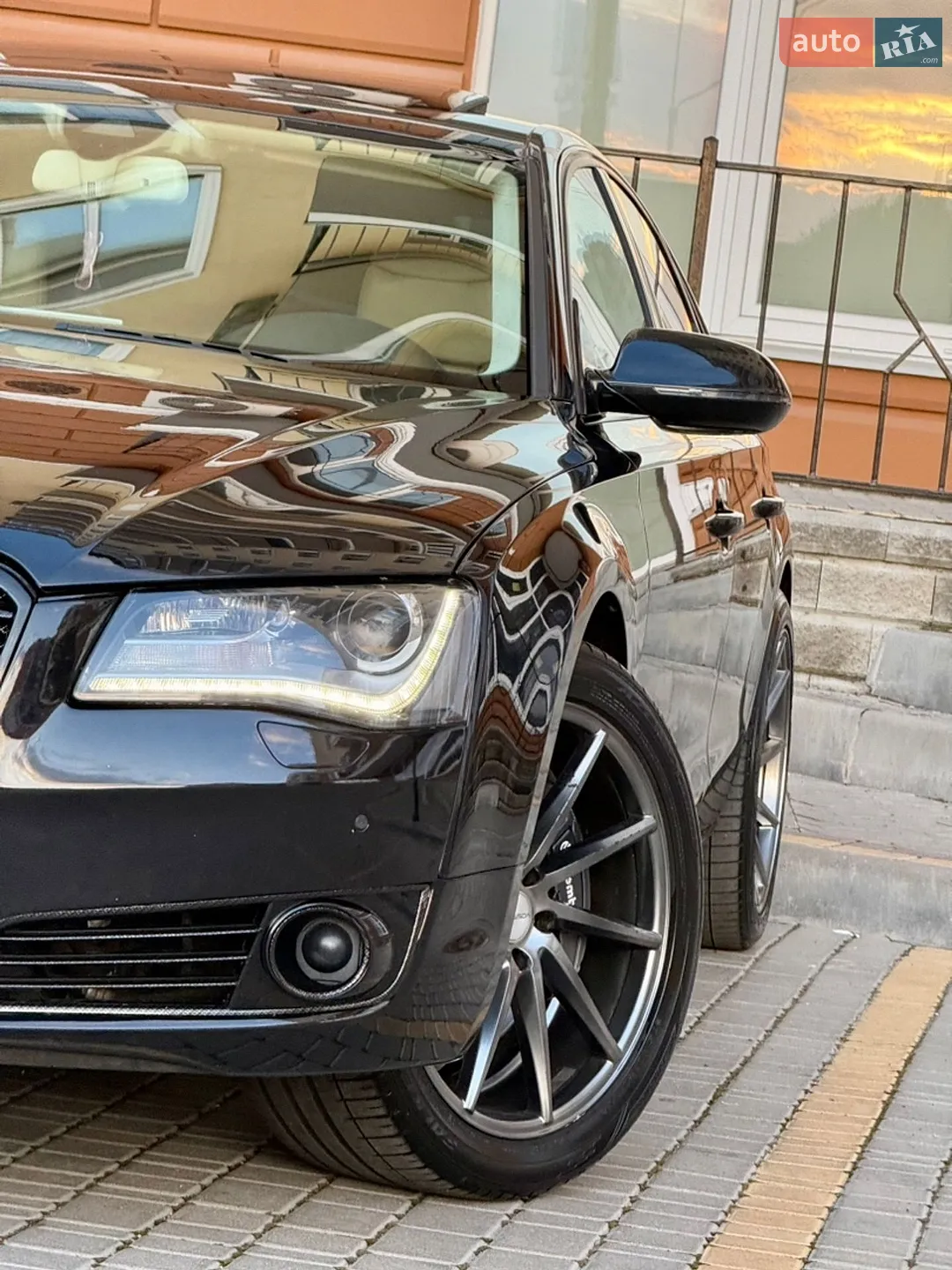 2010 Audi A8 - мініатюра 11