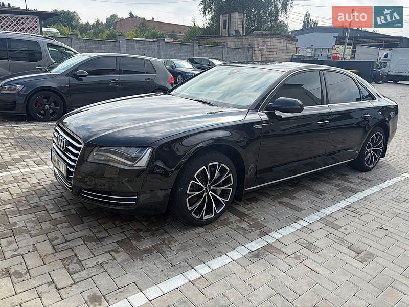 Audi A8 2012