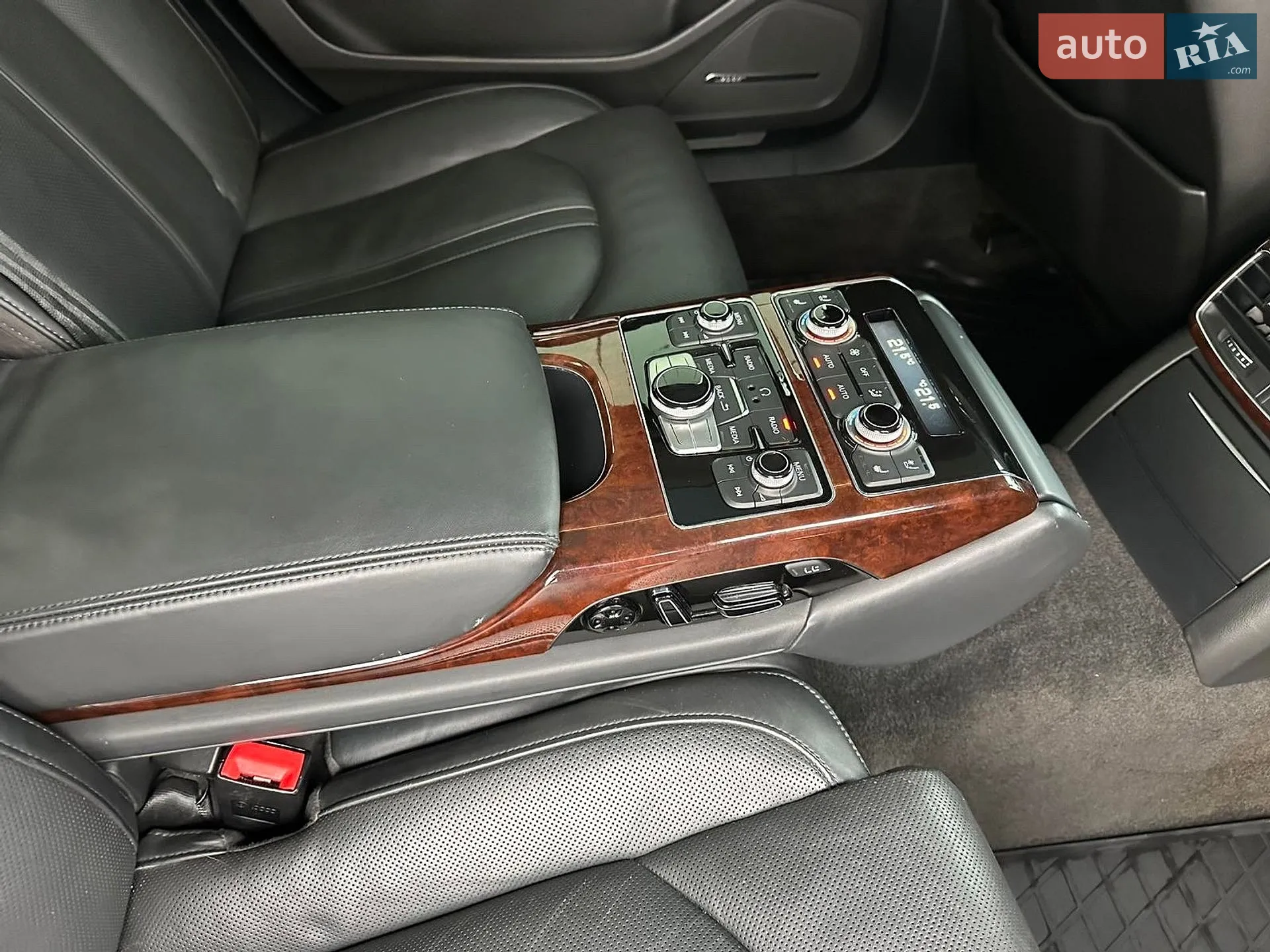 2012 Audi A8 - мініатюра 47