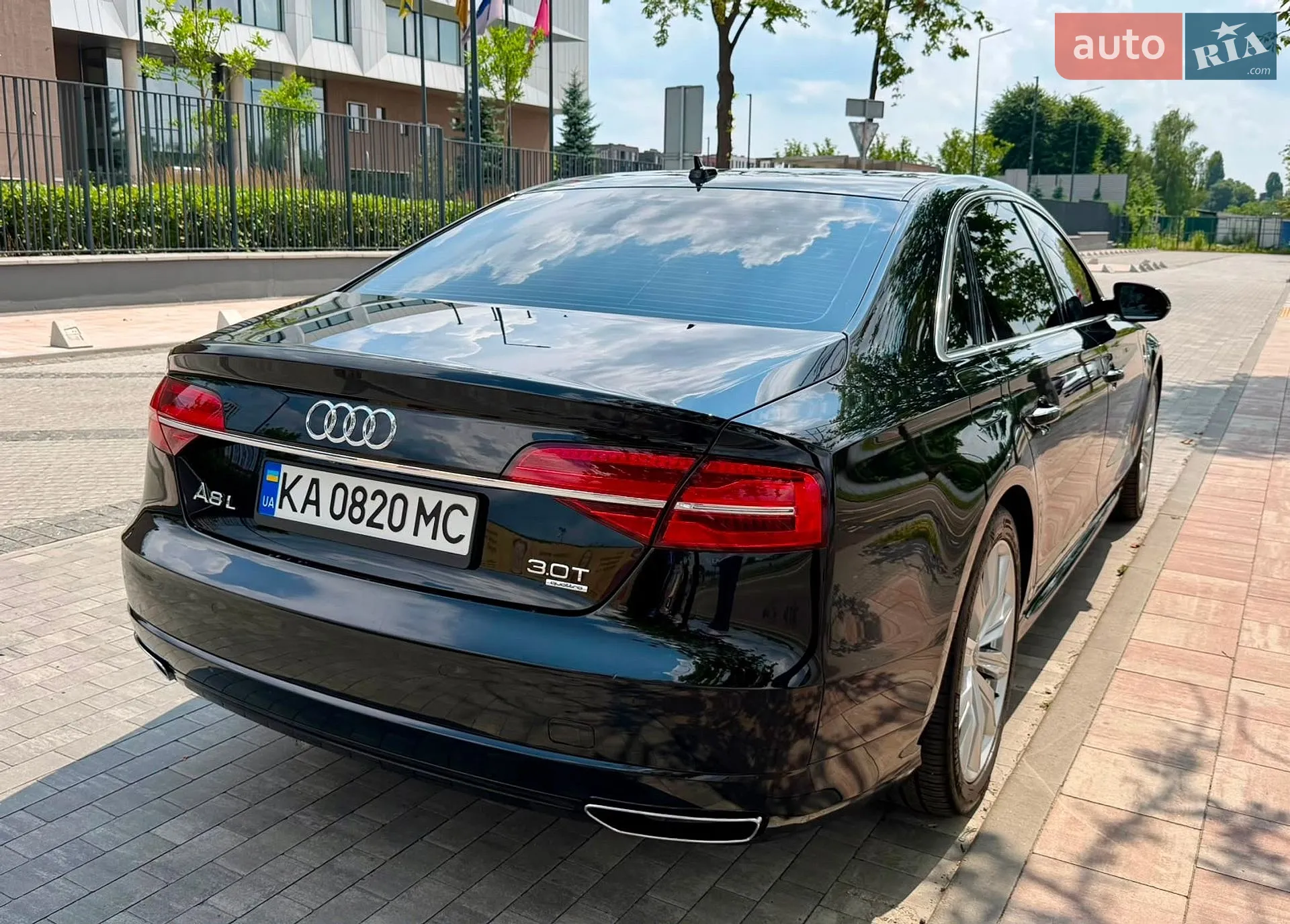 2017 Audi A8 - мініатюра 8