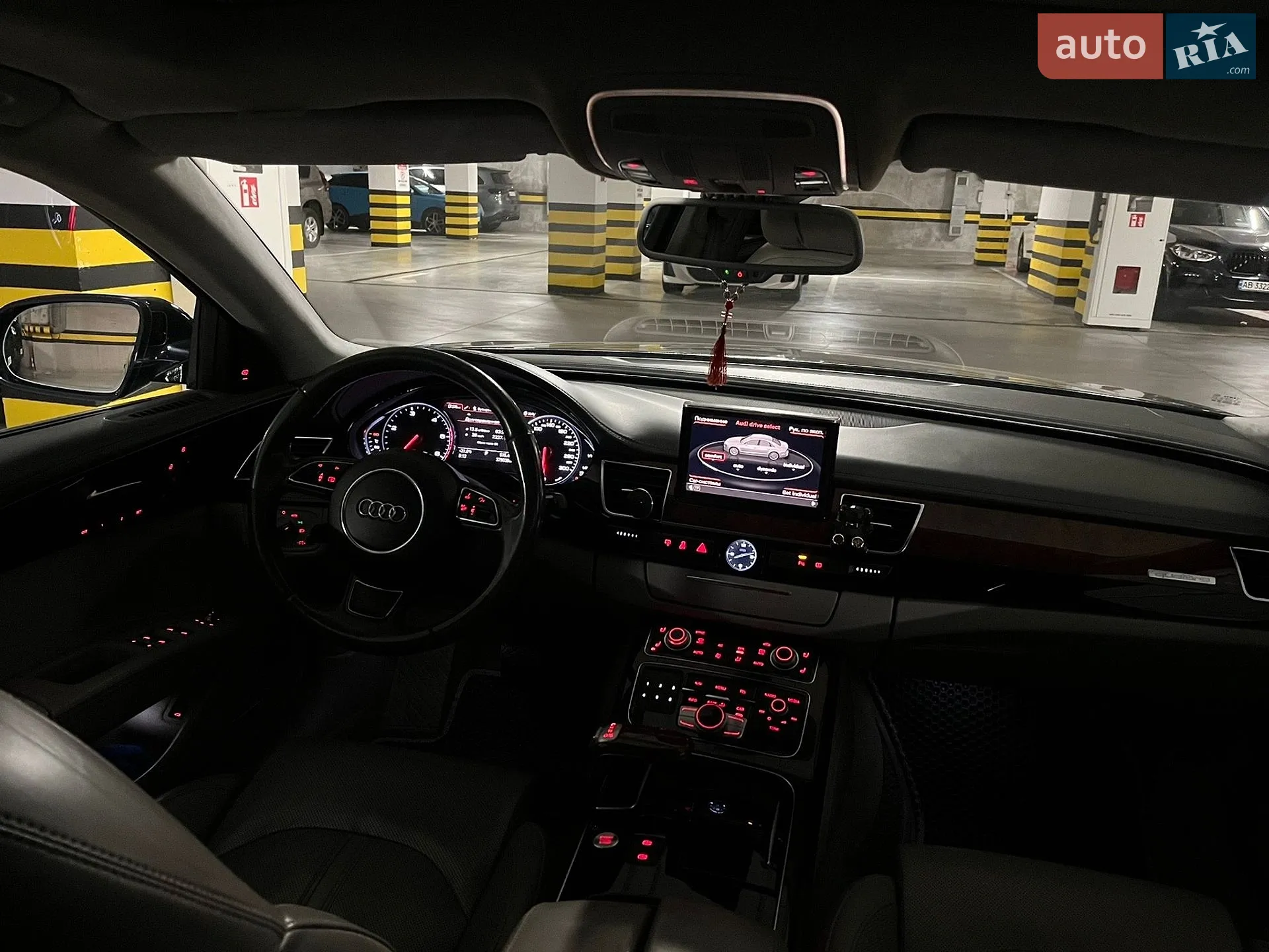 2010 Audi A8 - мініатюра 22
