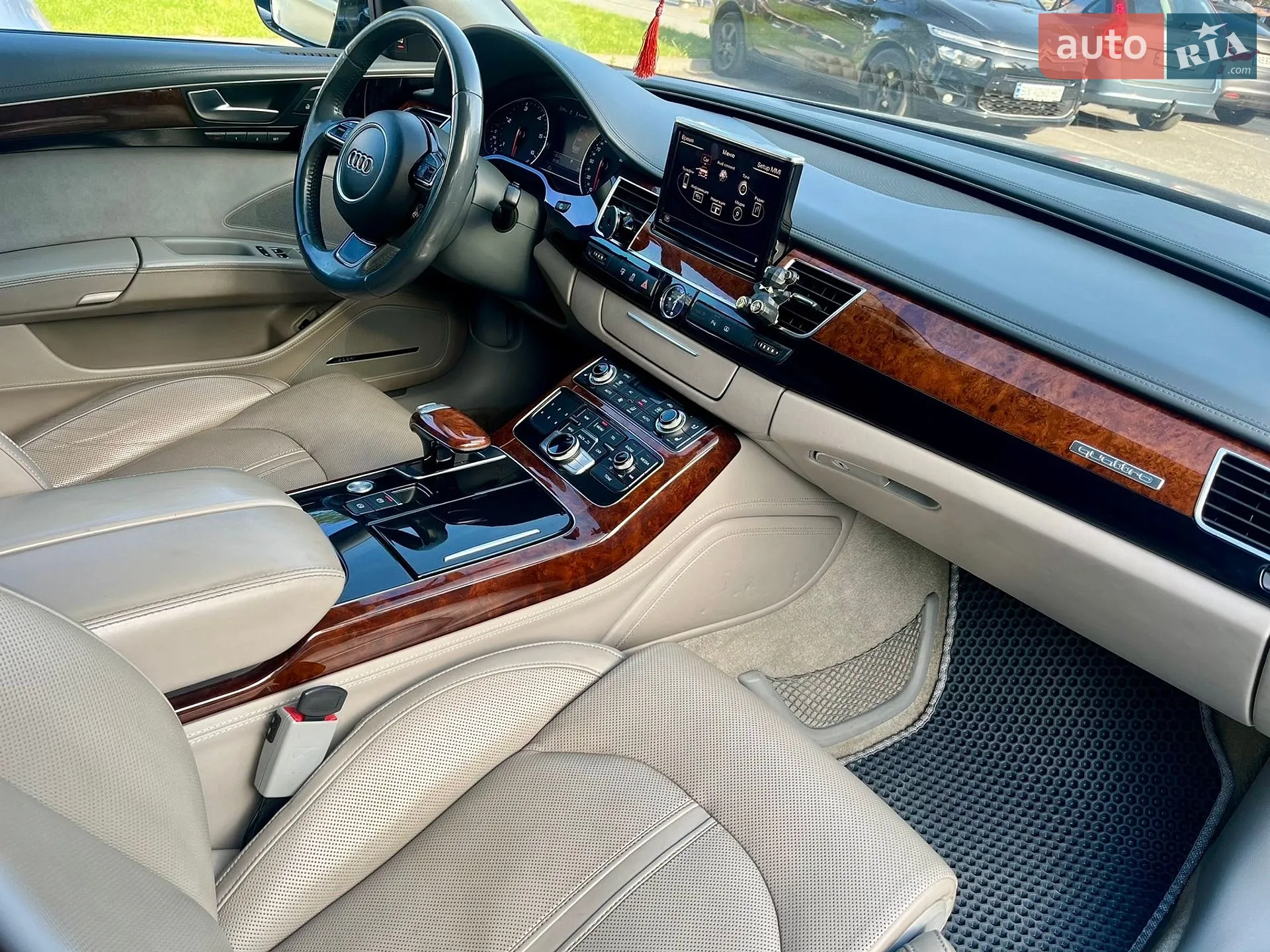 2010 Audi A8 - мініатюра 33