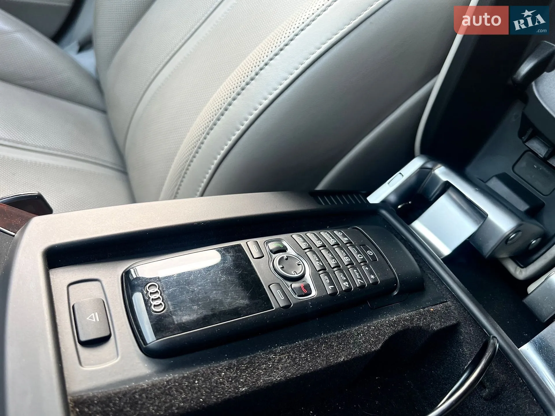 2010 Audi A8 - мініатюра 57