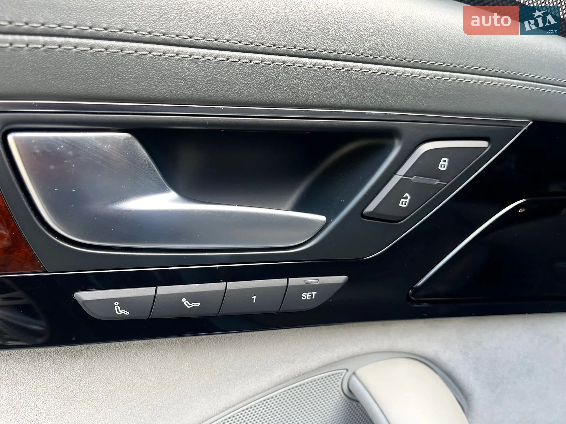 2010 Audi A8 - мініатюра 59