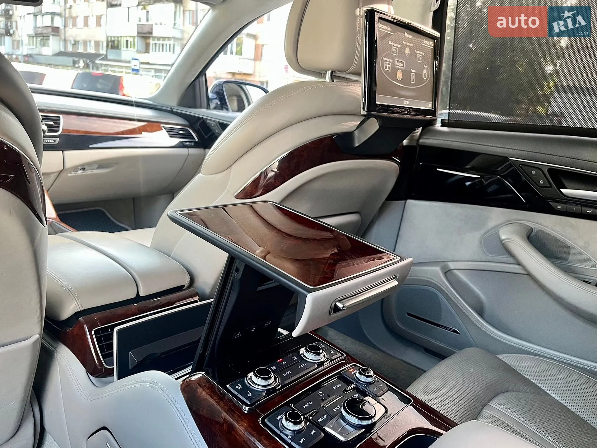 2010 Audi A8 - мініатюра 64