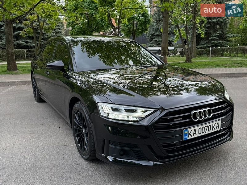 Седан Audi A8 2021 в Киеве