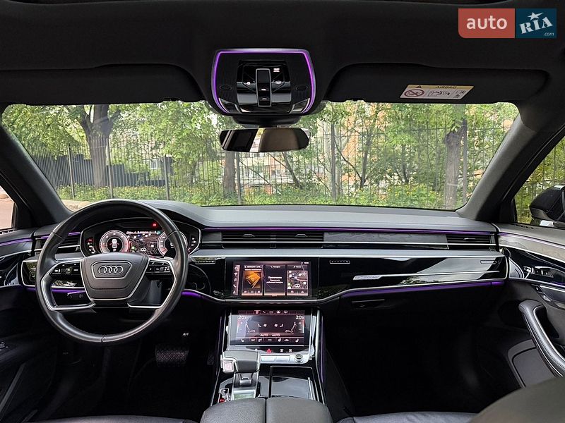 Седан Audi A8 2021 в Киеве