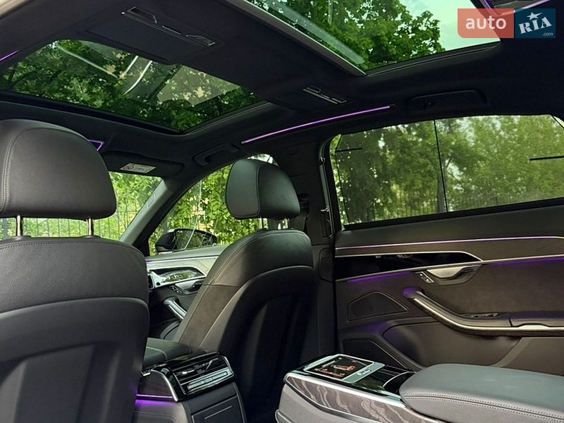 Седан Audi A8 2021 в Киеве