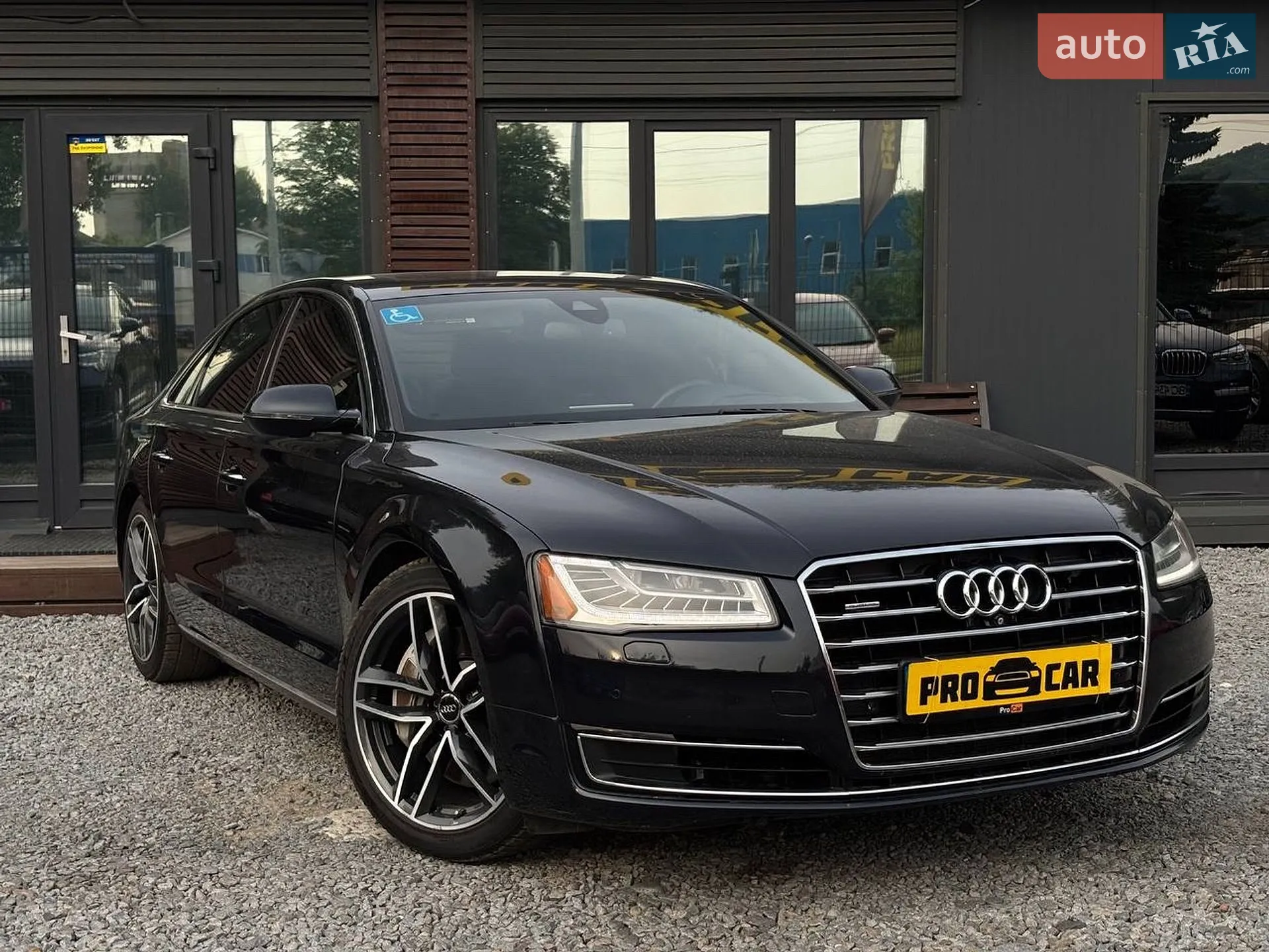 2015 Audi A8 - мініатюра 2