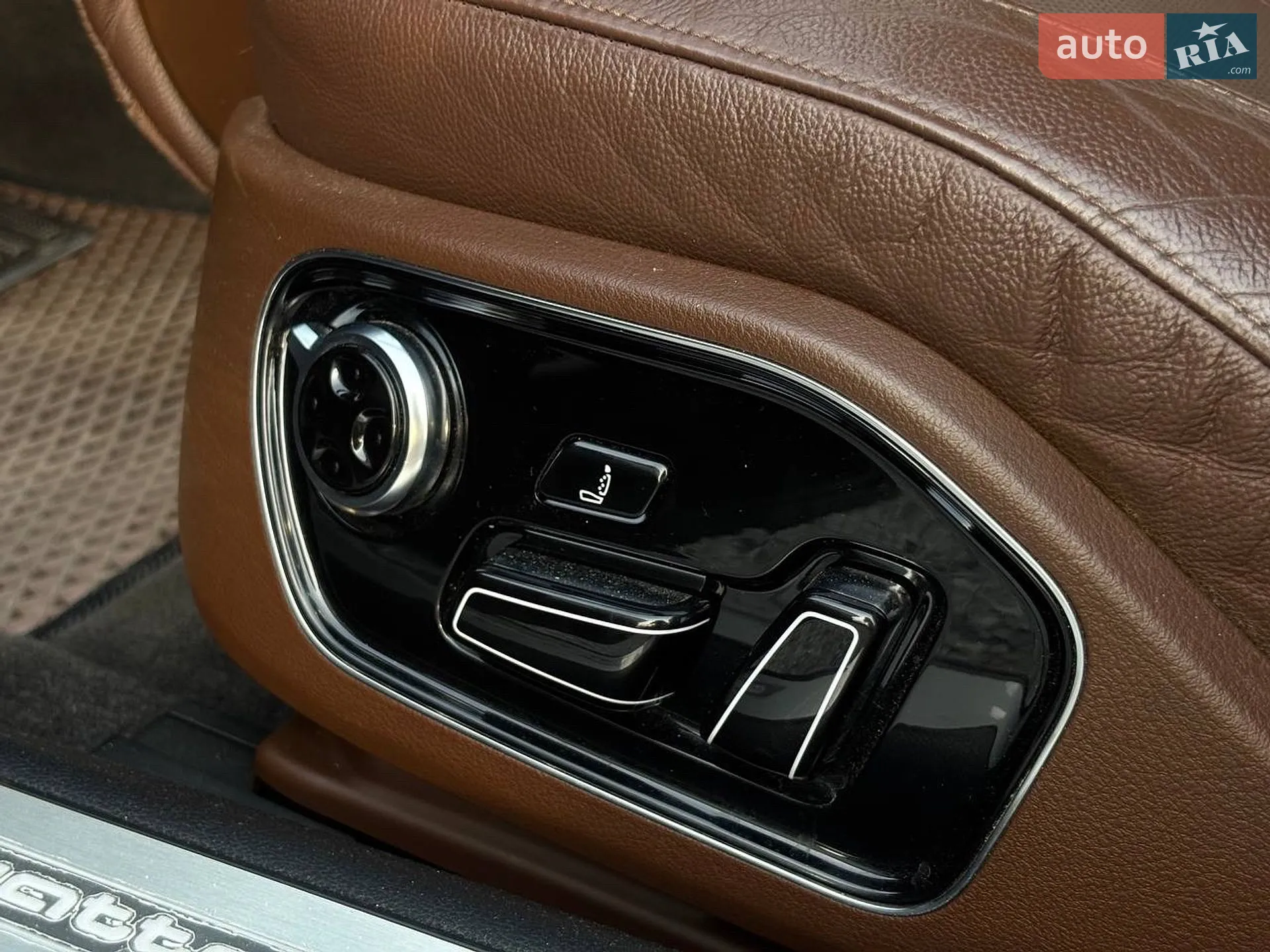 2015 Audi A8 - мініатюра 23