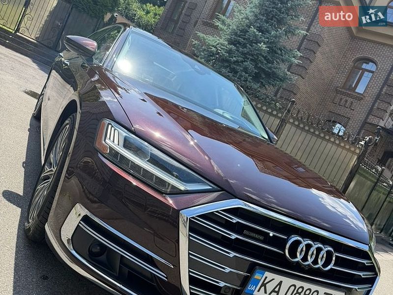 Седан Audi A8 2018 в Києві