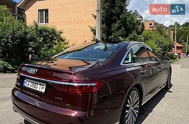 Седан Audi A8 2018 в Києві