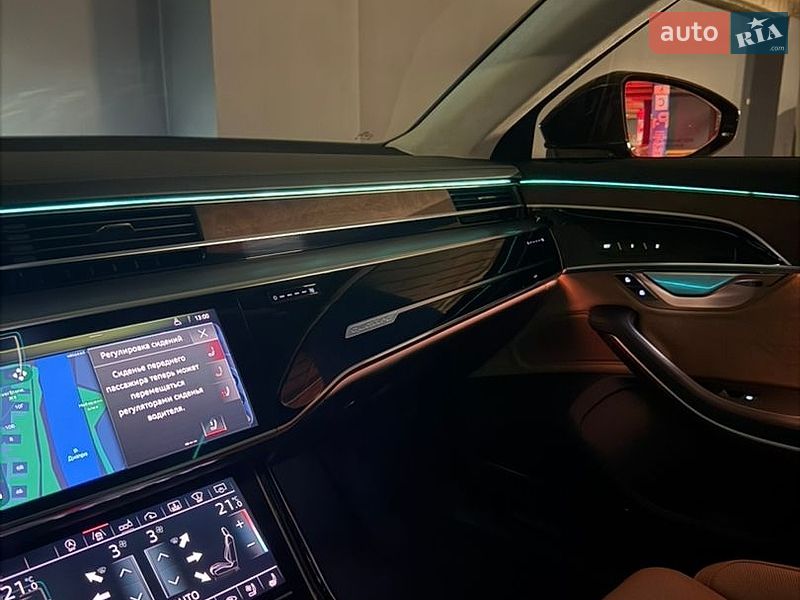 Седан Audi A8 2018 в Києві