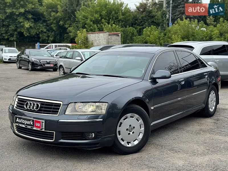 Audi A8 2004