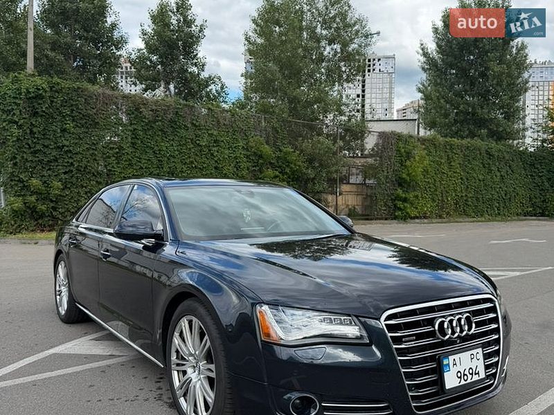 Седан Audi A8 2013 в Києві