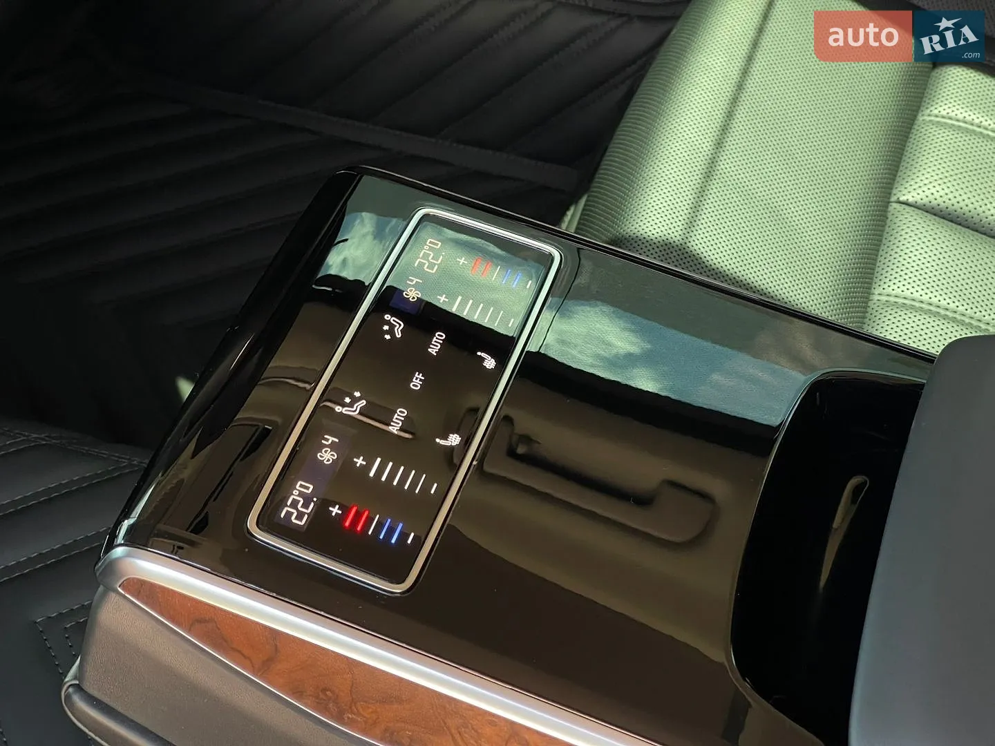 2019 Audi A8 - мініатюра 20