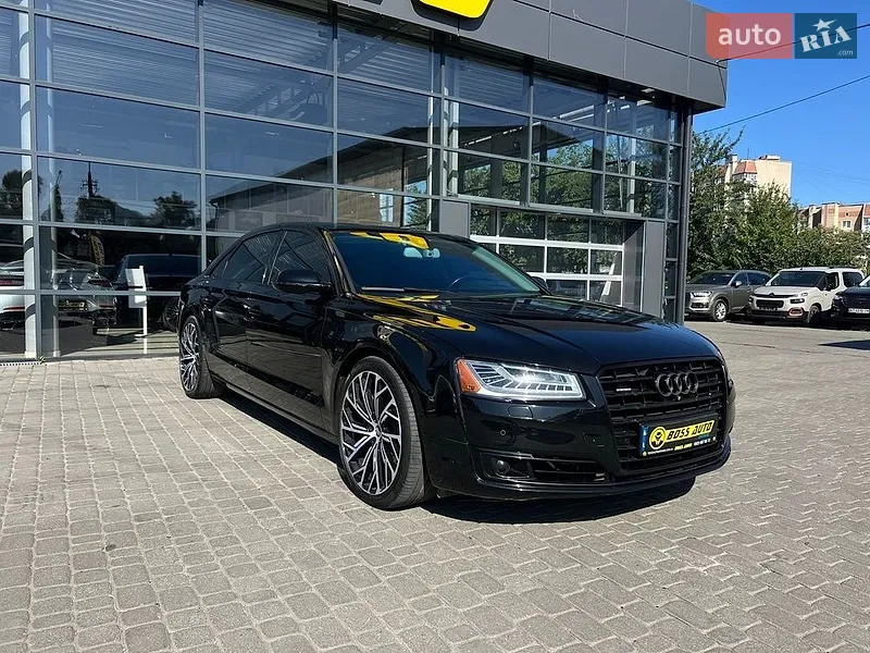 Audi A8