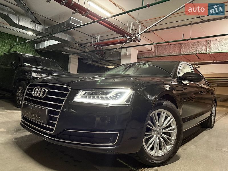 Седан Audi A8 2017 в Киеве