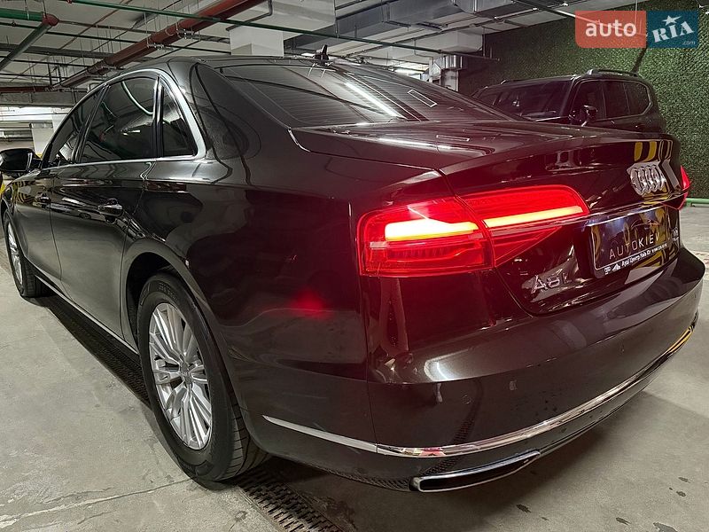 Седан Audi A8 2017 в Киеве