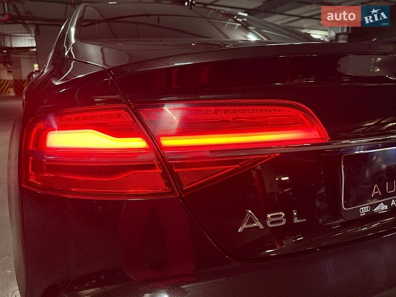 Седан Audi A8 2017 в Киеве