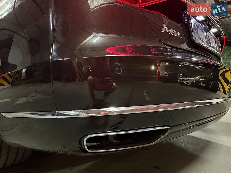 Седан Audi A8 2017 в Киеве