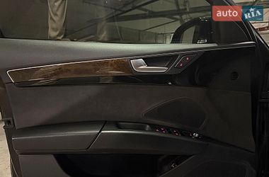 Седан Audi A8 2017 в Киеве
