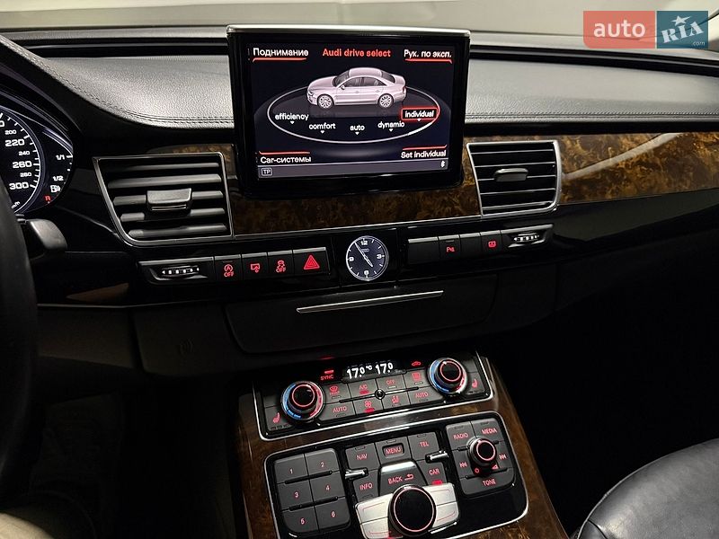 Седан Audi A8 2017 в Киеве