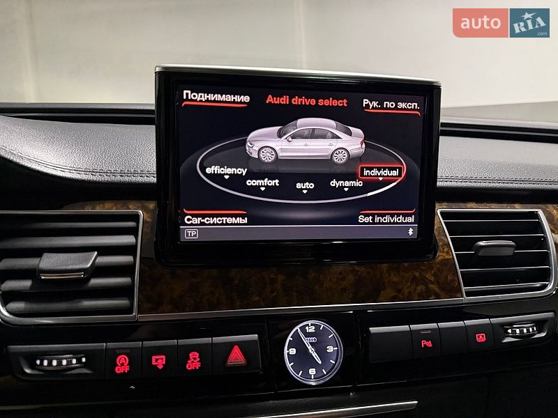 Седан Audi A8 2017 в Киеве