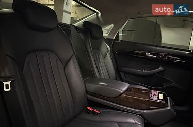 Седан Audi A8 2017 в Киеве