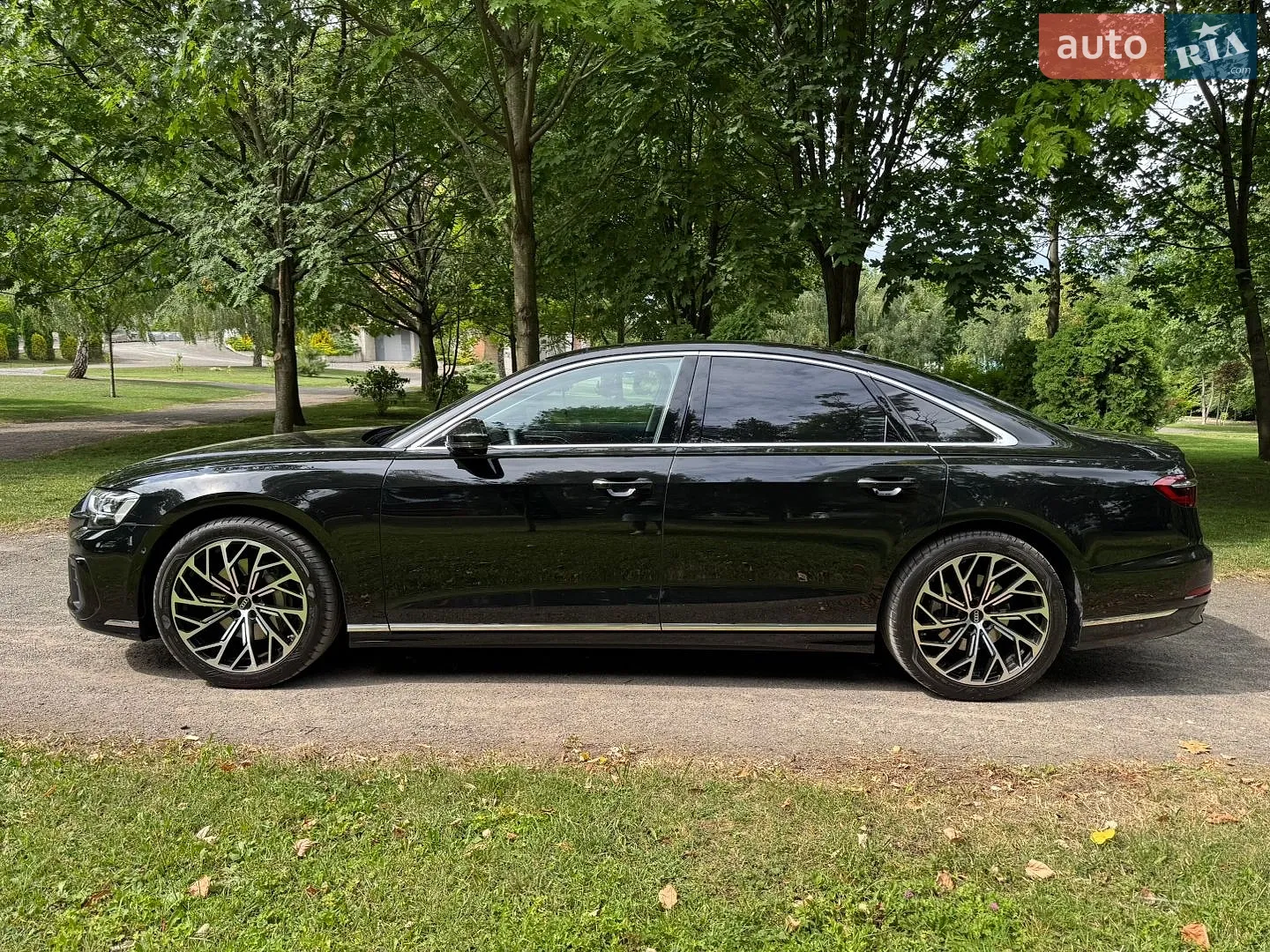 2024 Audi A8 - мініатюра 3