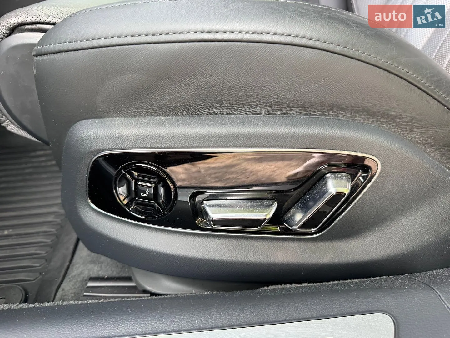 2024 Audi A8 - мініатюра 21