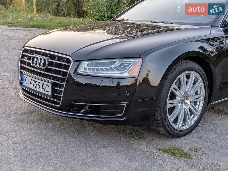 Седан Audi A8 2014 в Борисполі
