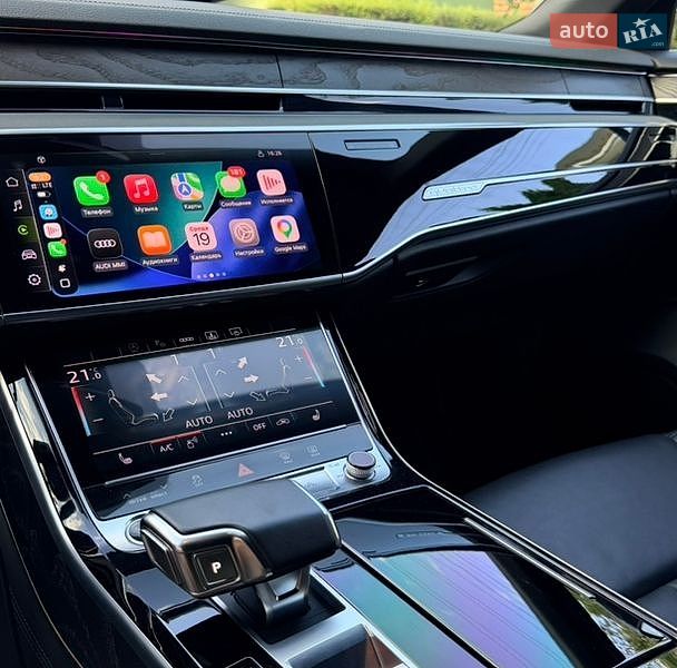 Седан Audi A8 2021 в Києві