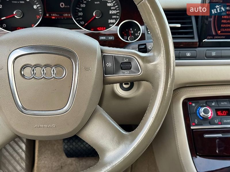 Седан Audi A8 2007 в Києві
