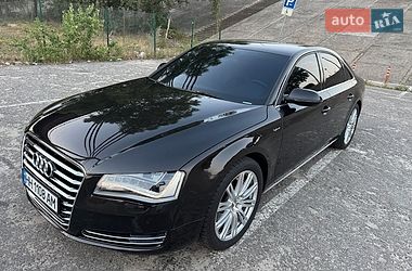 Седан Audi A8 2012 в Києві