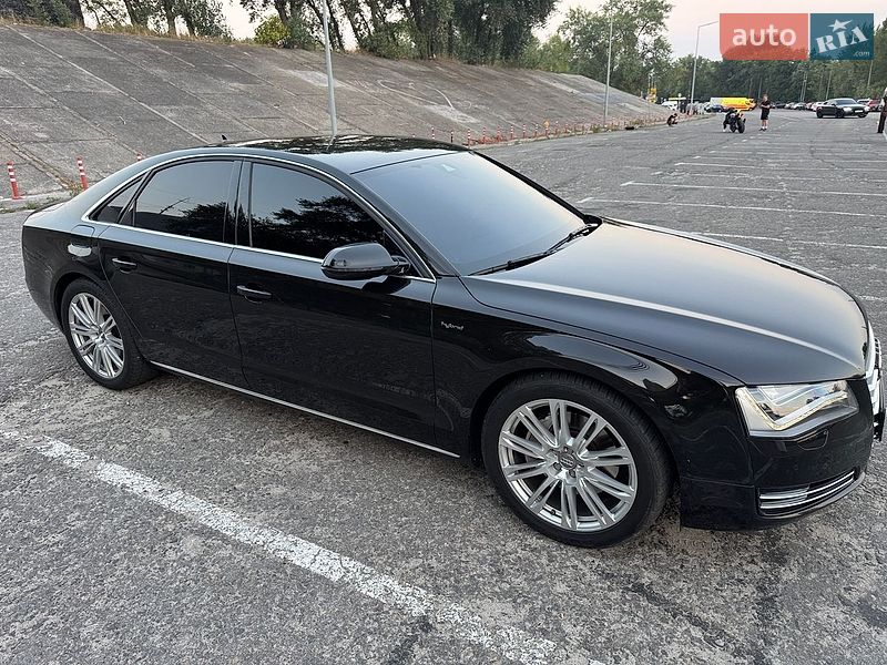 Седан Audi A8 2012 в Києві фото 10 Седан Audi A8 2012 в Києві