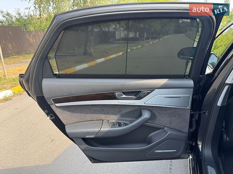 Седан Audi A8 2015 в Киеве фото 18 Седан Audi A8 2015 в Киеве