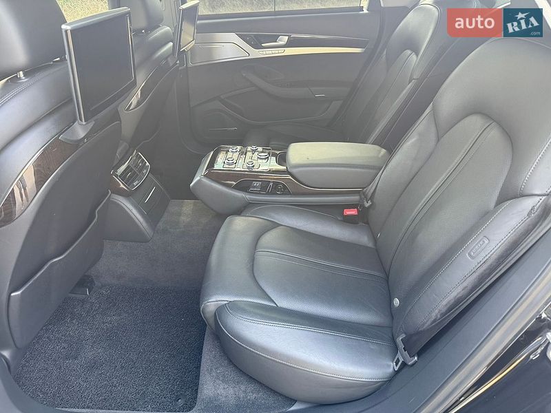 Седан Audi A8 2015 в Киеве фото 22 Седан Audi A8 2015 в Киеве