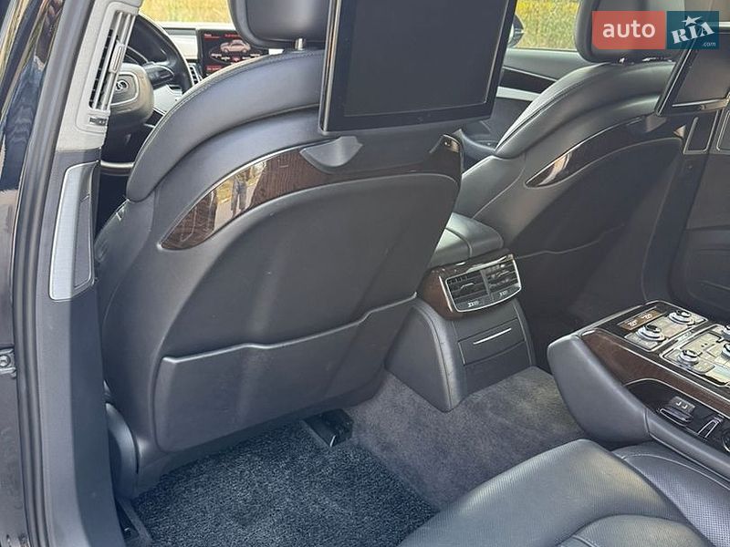 Седан Audi A8 2015 в Киеве фото 23 Седан Audi A8 2015 в Киеве