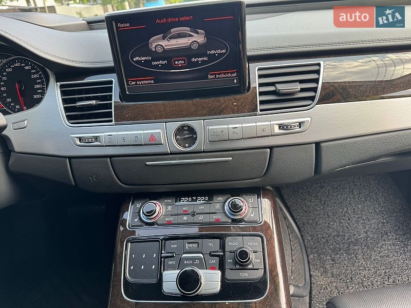 Седан Audi A8 2015 в Киеве фото 42 Седан Audi A8 2015 в Киеве