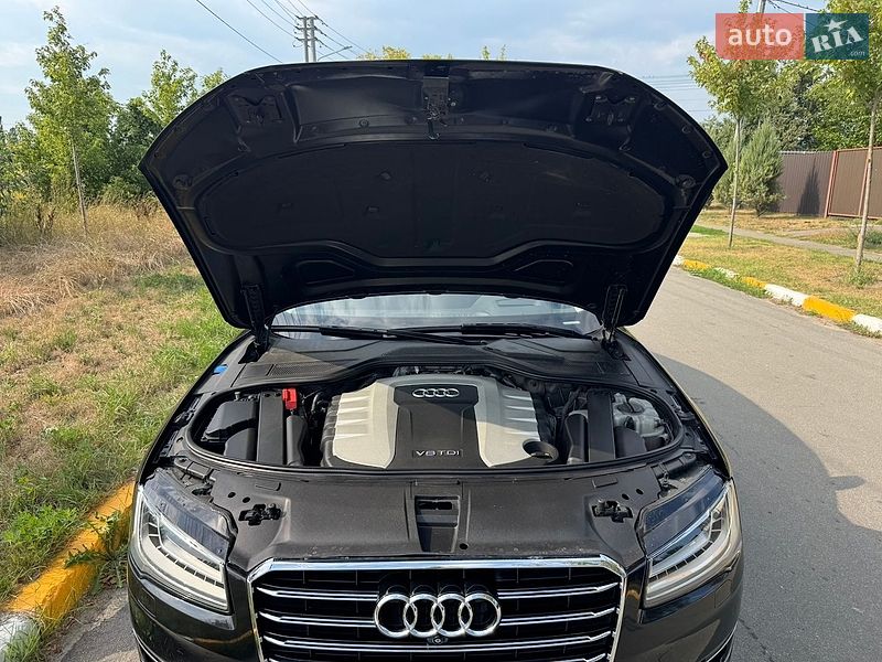 Седан Audi A8 2015 в Киеве фото 49 Седан Audi A8 2015 в Киеве