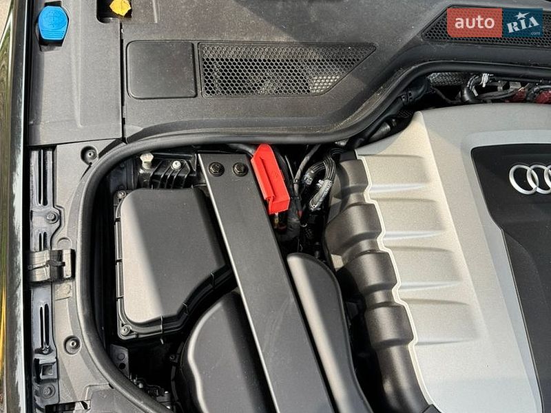 Седан Audi A8 2015 в Киеве фото 51 Седан Audi A8 2015 в Киеве