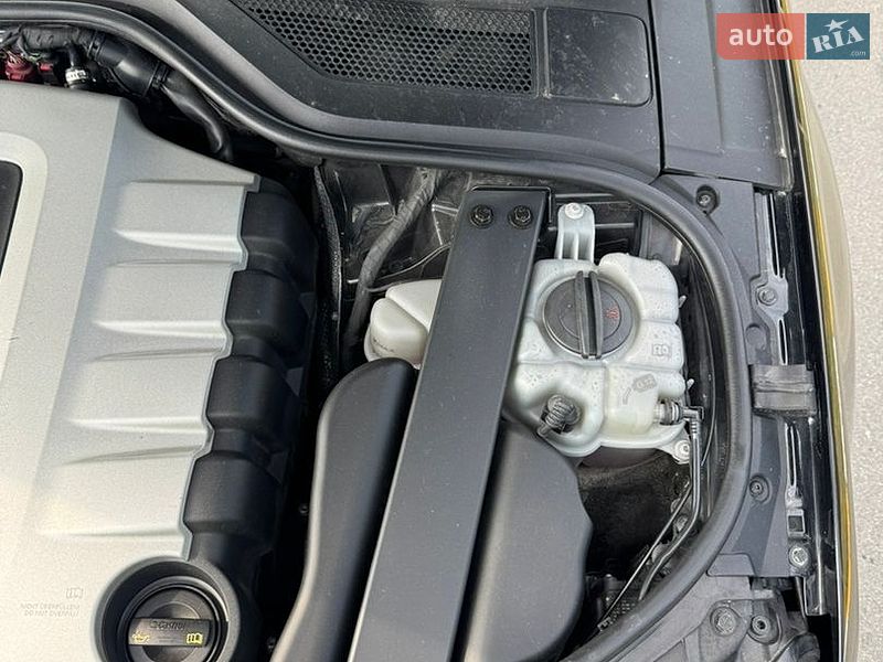 Седан Audi A8 2015 в Киеве фото 52 Седан Audi A8 2015 в Киеве